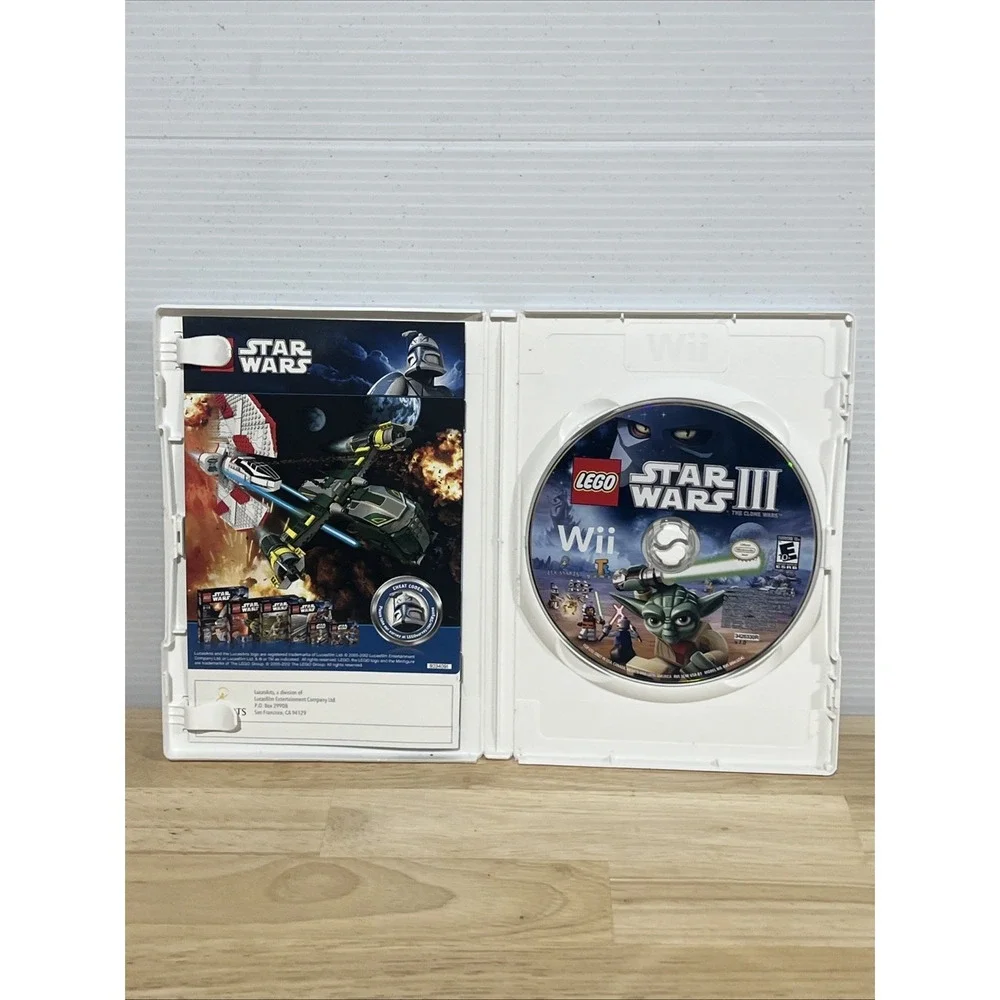 Lego Star Wars III: The Clone Wars (Nintendo Wii, 2011)